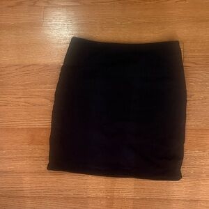 Lysse Black Pencil Skirt